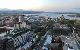 Hotel Le Concorde Quebec